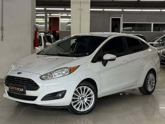 FORD FIESTA 1.6 TITANIUM SEDAN 16V FLEX 4P POWERSHIFT FORD FIESTA 1.6 TITANIUM SEDAN 16V FLEX 4P POWERSHIFT
